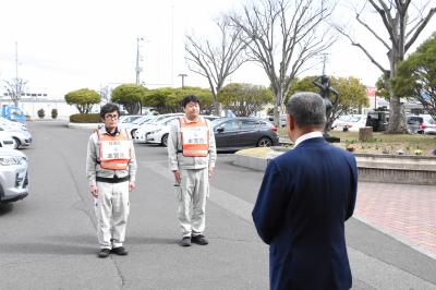 出動式