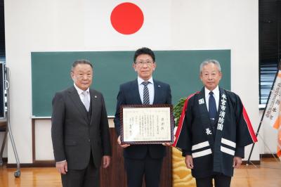 表彰を受けた佐川急便株式会社郡山営業所長