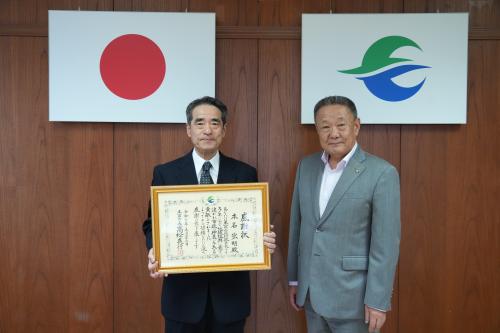 退任行政区長