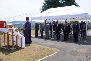 水道事業安全祈願祭で安全を願う皆さん