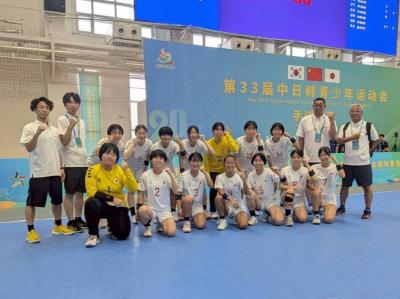 ハンドボール女子集合写真