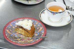 ウィリアム・モリス柄の紙皿