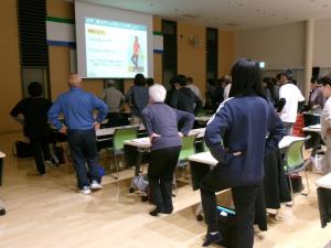 健幸アンバサダープロジェクトファシリテーター福田萌先生による筋力トレーニング