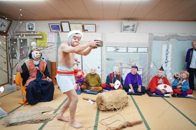 八ツ田内七福神舞